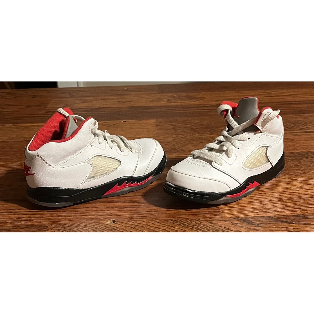 Jordan 5 Retro Fire Red Toddler Sneakers White Black Red Mid Top size 10c